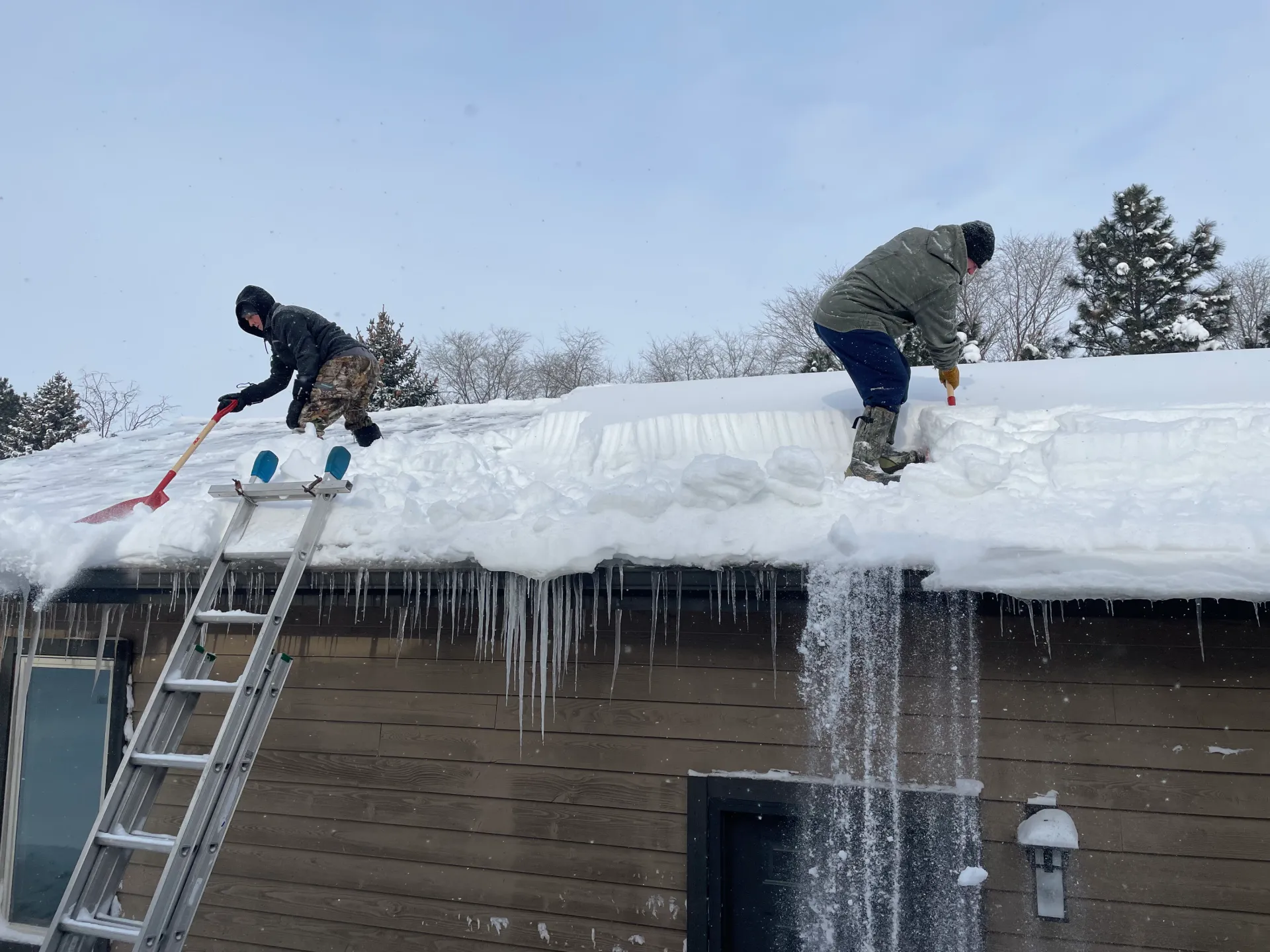 Kansas roof snow removal