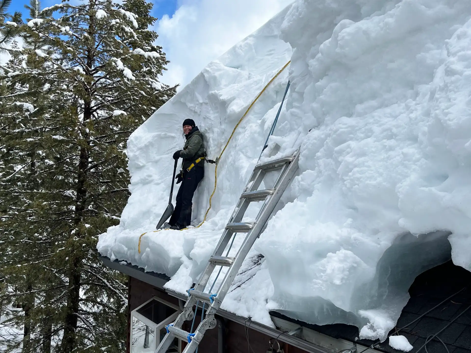 Wyoming roof snow removal